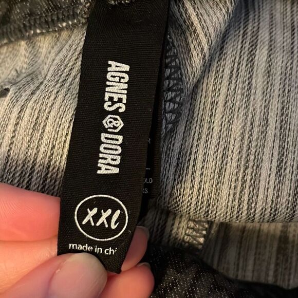 Agnes & Dora XXL black with gray animal print spots, stretchy skinny pants - 304 - Picture 3 of 5